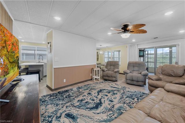 5506 Harbor LN, North Fort Myers, FL 33917