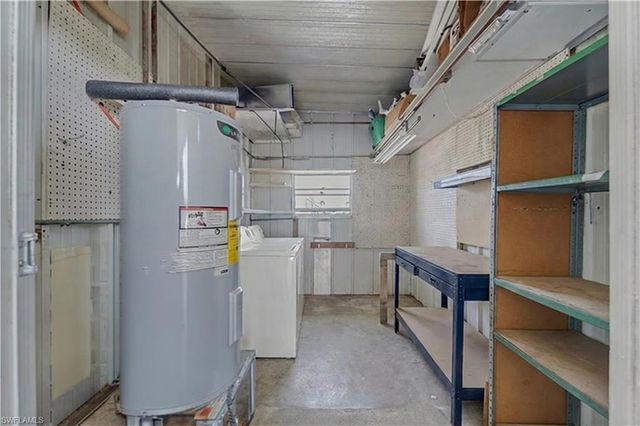 5506 Harbor LN, North Fort Myers, FL 33917