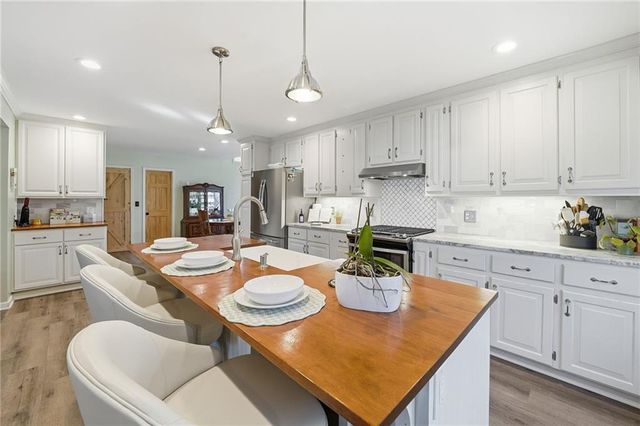 116 Plantation Trace, Woodstock, GA 30188