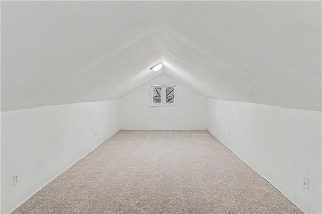 4026 Agnes Avenue, Kansas City, MO 64130