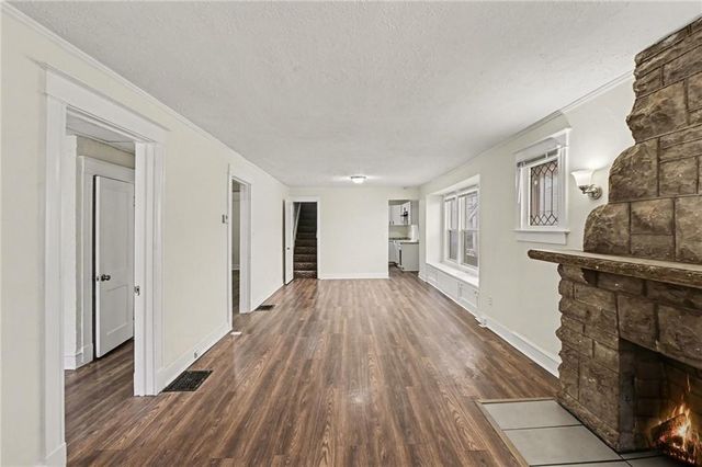 4026 Agnes Avenue, Kansas City, MO 64130