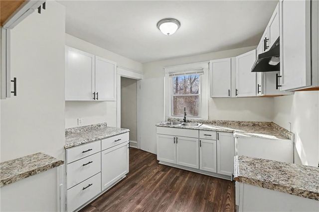 4026 Agnes Avenue, Kansas City, MO 64130