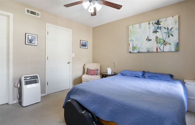 304 Fairway Circle b, Springdale, AR 72764