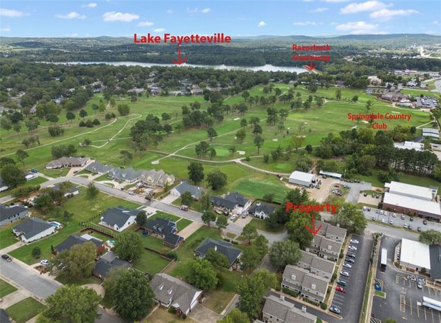 304 Fairway Circle b, Springdale, AR 72764