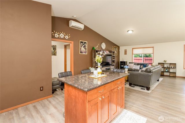 1137 Highland Avenue, Port Angeles, WA 98362