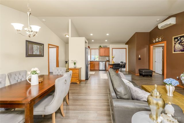1137 Highland Avenue, Port Angeles, WA 98362