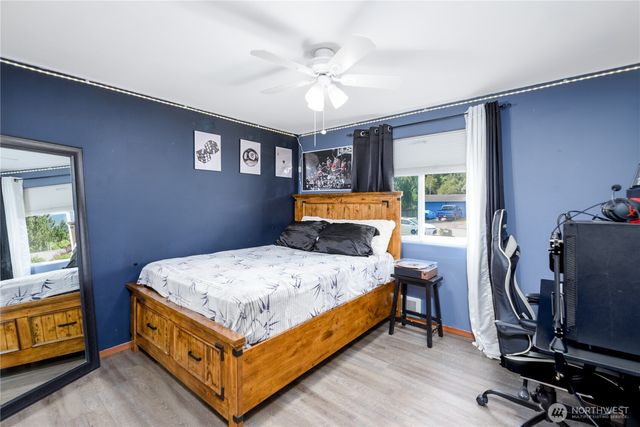 1137 Highland Avenue, Port Angeles, WA 98362