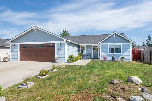 1137 Highland Avenue, Port Angeles, WA 98362