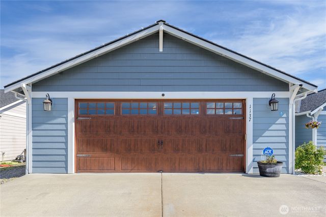 1137 Highland Avenue, Port Angeles, WA 98362
