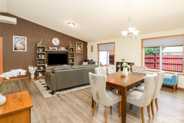 1137 Highland Avenue, Port Angeles, WA 98362