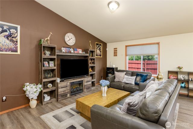 1137 Highland Avenue, Port Angeles, WA 98362