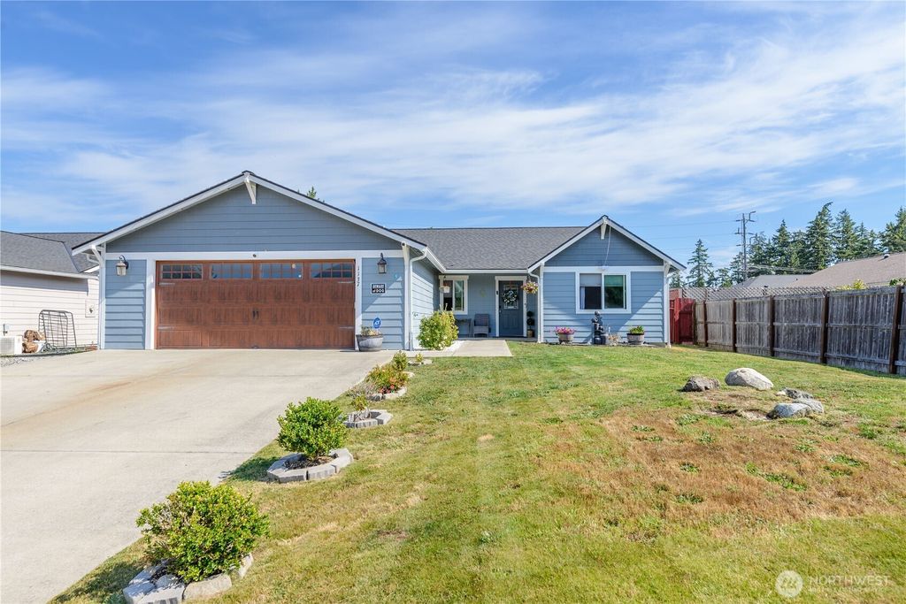 1137 Highland Avenue, Port Angeles, WA 98362
