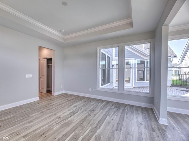 7073 Yosemite Drive, Zionsville, IN 46077