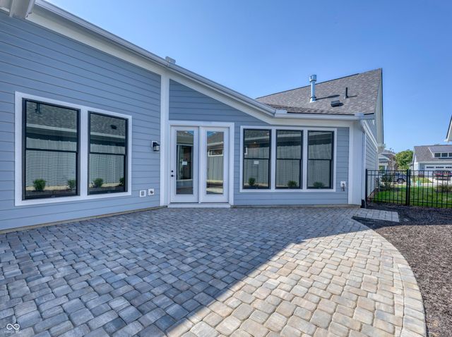 7073 Yosemite Drive, Zionsville, IN 46077