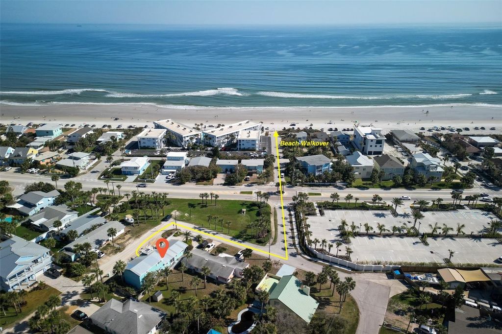 Image 4 of property listing at 923 LOCUST STREET, New Smyrna Beach, FL 32169