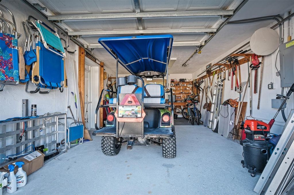 Image 41 of property listing at 923 LOCUST STREET, New Smyrna Beach, FL 32169