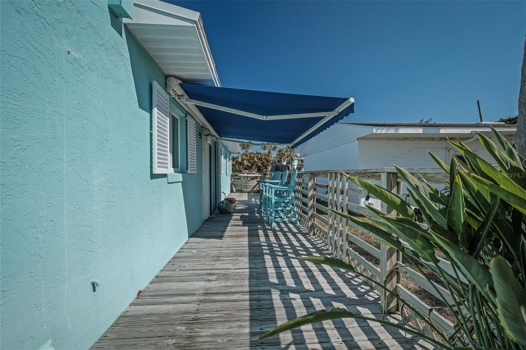 Image 53 of property listing at 923 LOCUST STREET, New Smyrna Beach, FL 32169