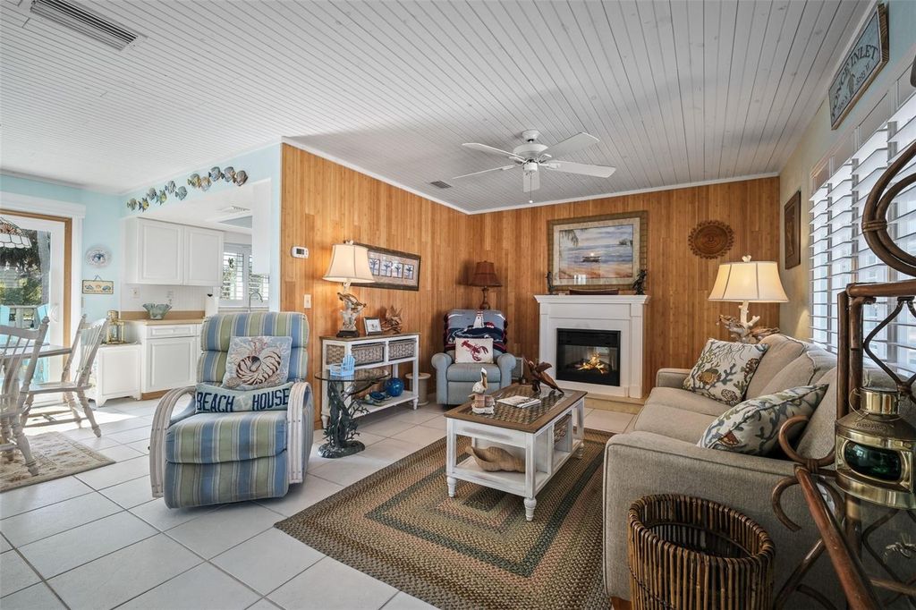 Image 9 of property listing at 923 LOCUST STREET, New Smyrna Beach, FL 32169