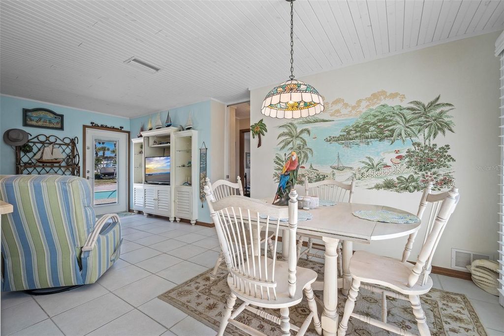 Image 10 of property listing at 923 LOCUST STREET, New Smyrna Beach, FL 32169