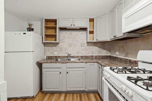 1021 W 144th Street, East Chicago, IN 46312