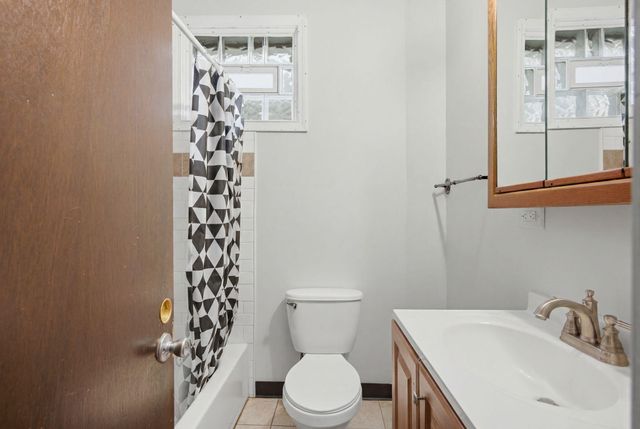 1021 W 144th Street, East Chicago, IN 46312
