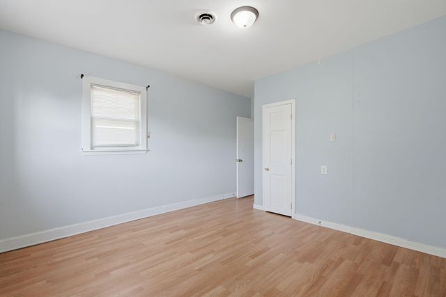 1021 W 144th Street, East Chicago, IN 46312