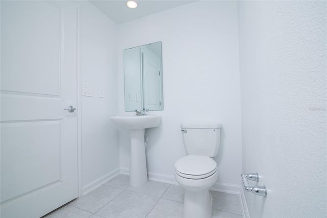 2642 RUNNERS CIRCLE, Clermont, FL 34714