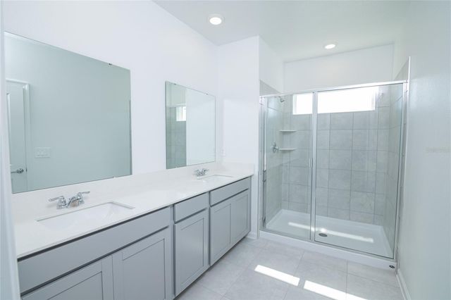 2642 RUNNERS CIRCLE, Clermont, FL 34714