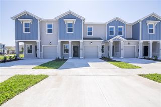 2642 RUNNERS CIRCLE, Clermont, FL 34714