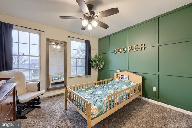 115 ABBEY DR, Mount Wolf, PA 17347