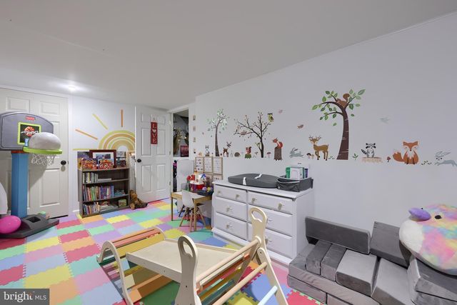 115 ABBEY DR, Mount Wolf, PA 17347