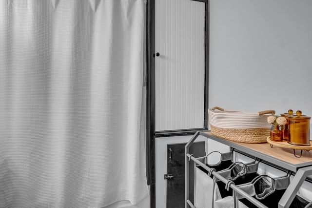 616 E 8th St, Newton, KS 67114