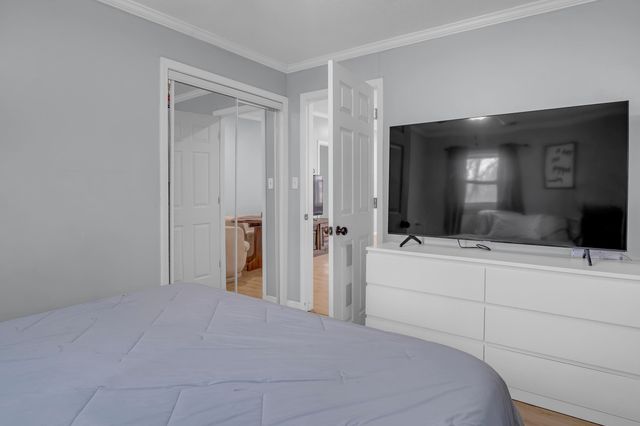 616 E 8th St, Newton, KS 67114