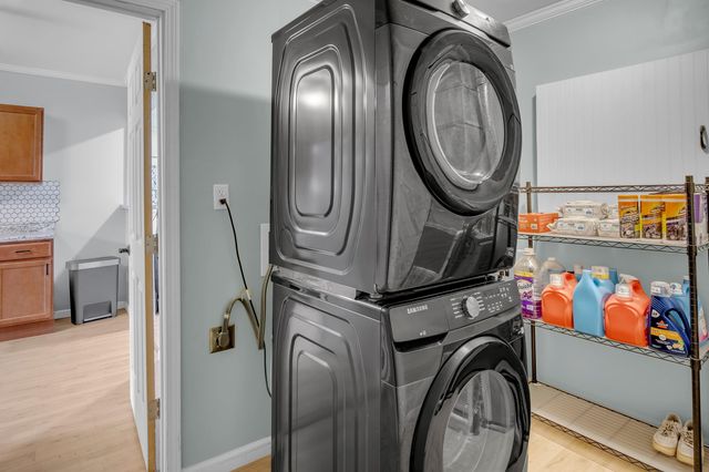 616 E 8th St, Newton, KS 67114