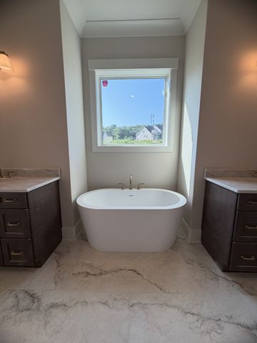 2290 Brakeman Ln, Thompsons Station, TN 37179