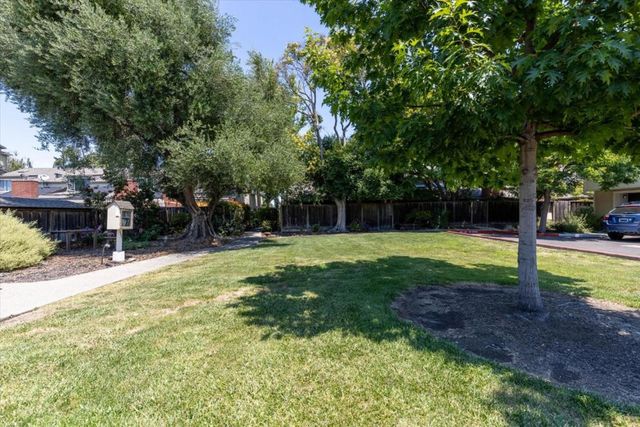 631 Midrock, Mountain View, CA 94043