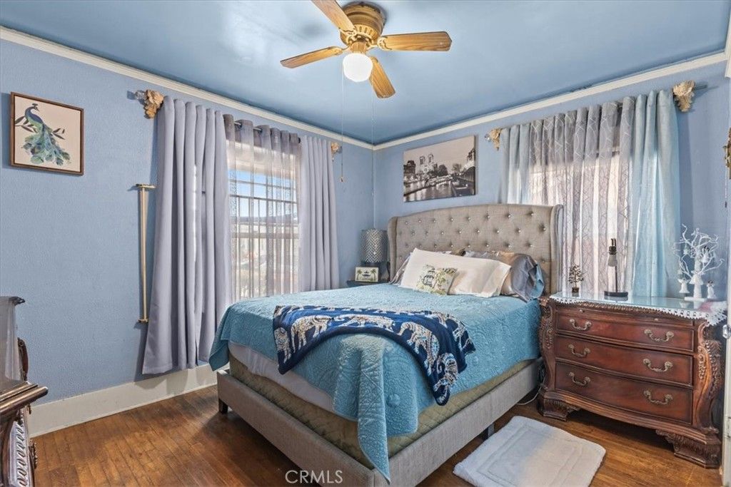 Image 24 of property listing at 1119 W 84th Place, Los Angeles, CA 90044