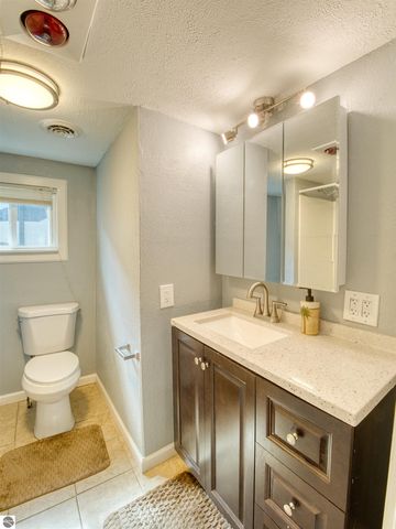 212 S State Street, Alma, MI 48801