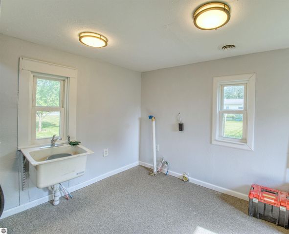212 S State Street, Alma, MI 48801