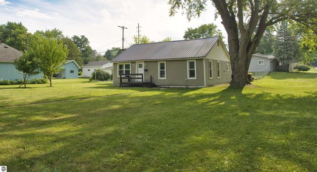 212 S State Street, Alma, MI 48801