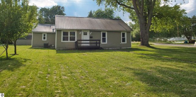 212 S State Street, Alma, MI 48801