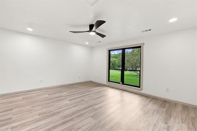 13 W Center Road SE, Rome, GA 30161