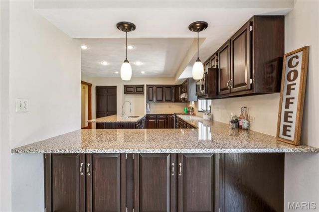 3 Price Drive, Troy, IL 62294