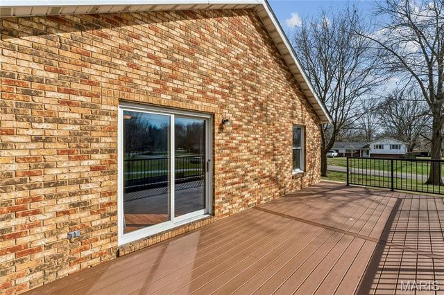 3 Price Drive, Troy, IL 62294