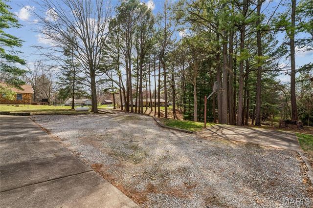 3 Price Drive, Troy, IL 62294