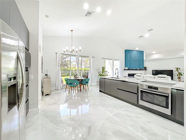 9226 LONGFELLOW PLACE, Apopka, FL 32703