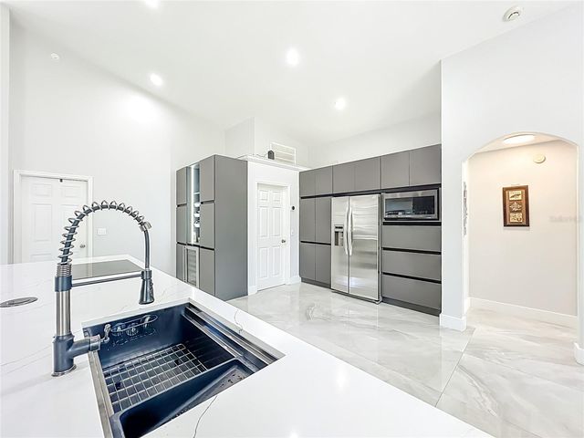 9226 LONGFELLOW PLACE, Apopka, FL 32703