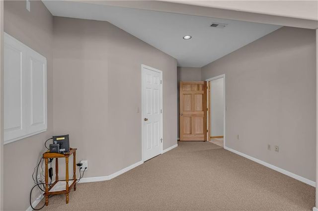 2014 Riviera Court, Lawrence, KS 66047