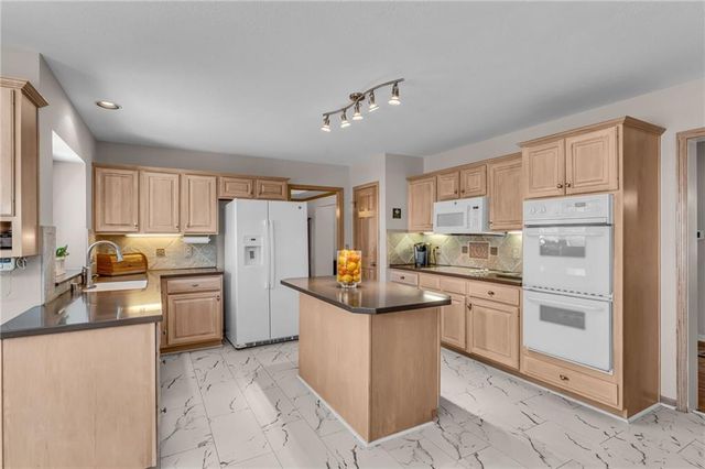 2014 Riviera Court, Lawrence, KS 66047