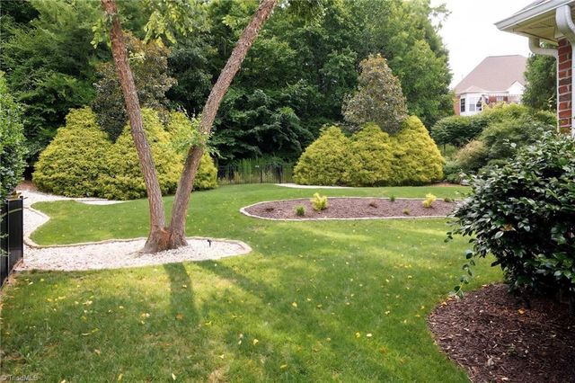 1007 Muirfield Avenue, Clemmons, NC 27012